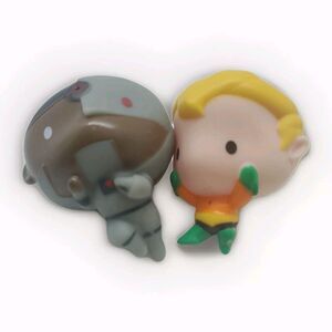 Justic League Replacement  Floating Tub Toys Cyborg Aquaman Squirters 2"